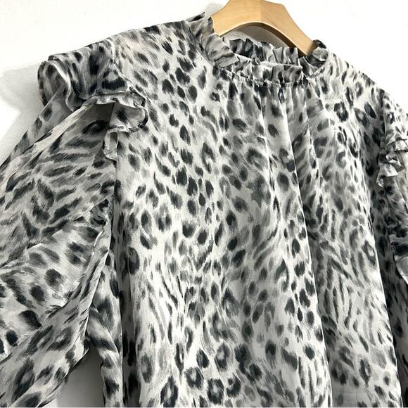 Ann Taylor snow leopard ruffled sleeve mock neck top white black casual size XL - Picture 6 of 16